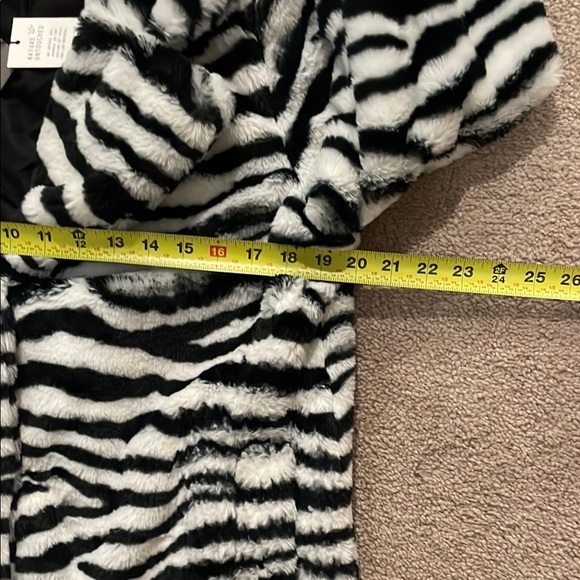 Stoosh Zebra Print Faux Fur Coat - Picture 5 of 7